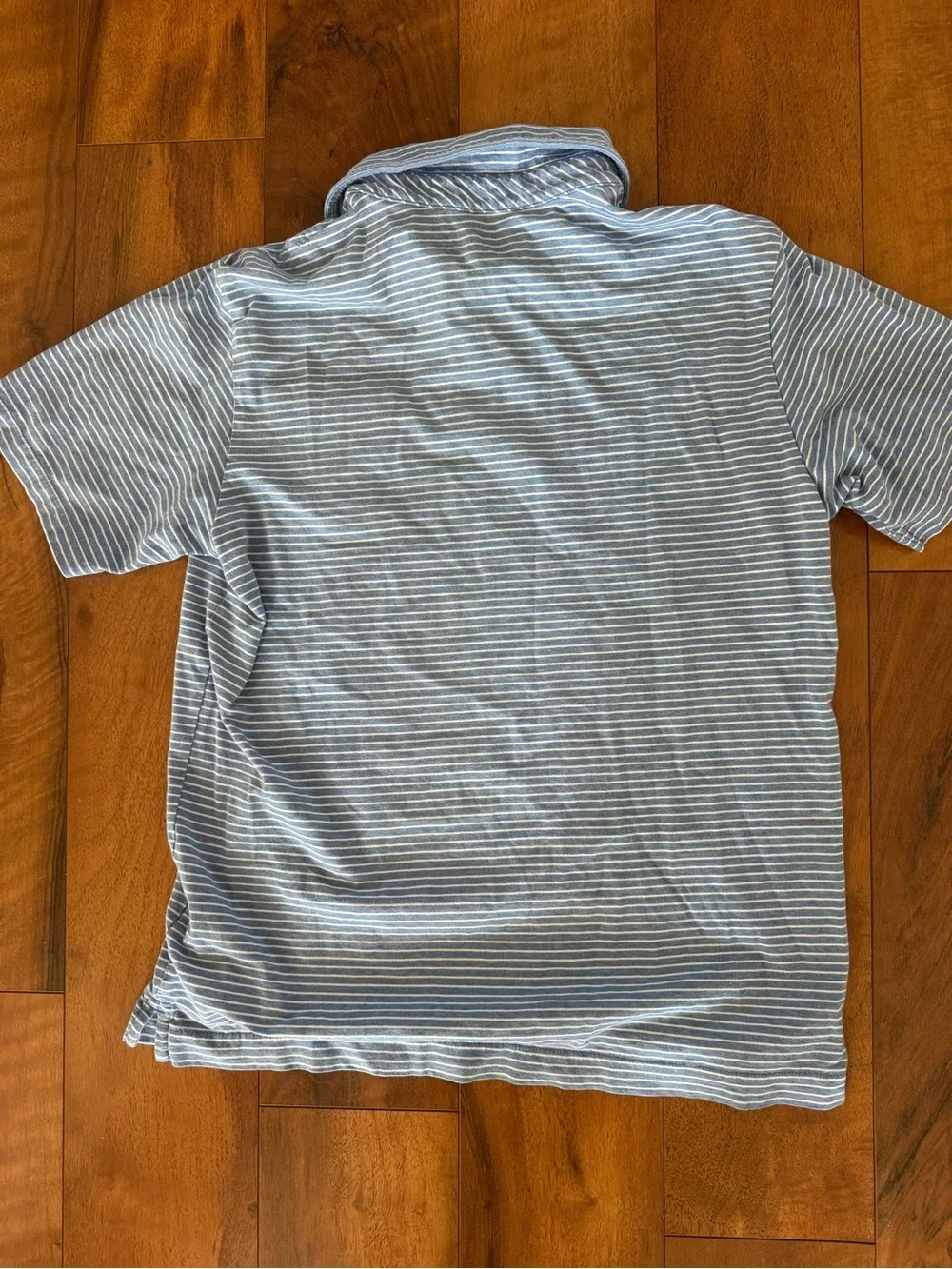 Vineyard Vines Youth large (16) polo, blue striped